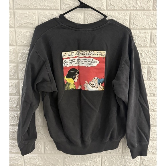 Uniqlo Sweaters - UNIQLO DISNEY WOMENS SWEATER PULLOVER‎ SIZE SMALL SNOW WHITE FADED GRAY